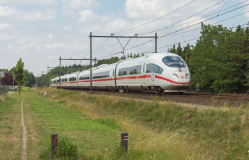 Картинка техника электровозы рельсы состав локомотив