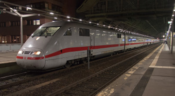 Картинка техника электровозы рельсы состав локомотив