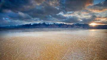 Картинка природа восходы закаты небо закат горы озеро облака такыр