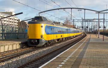 Картинка техника электровозы состав локомотив рельсы