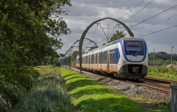 Картинка техника электровозы состав локомотив рельсы