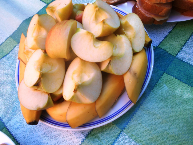 Обои картинки фото еда, яблоки, бананы