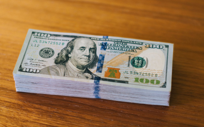 Обои картинки фото разное, золото,  купюры,  монеты, доллары