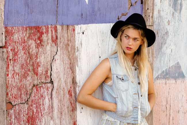 Обои картинки фото девушки, - блондинки,  светловолосые, блондинка, шляпа