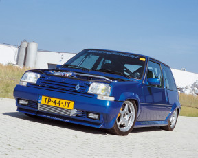 Картинка автомобили renault