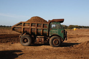 Картинка автомобили грузовики карьер грузовик
