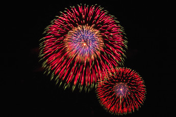 Картинка разное салюты фейерверки салют вечер тёмный
