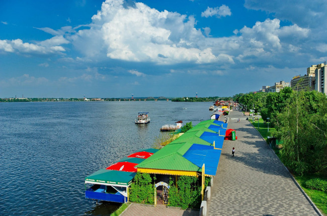 Обои картинки фото города, улицы, площади, набережные, река, набережная, палатки