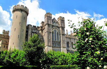 Картинка arundel castle rose garden города дворцы замки крепости парк замок башни стены