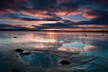 Картинка природа восходы закаты вода небо облака вечер закат