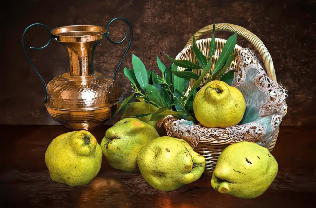 Обои картинки фото еда, натюрморт, корзина, кувшин, груши, фрукты