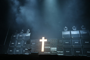 Картинка justice музыка -временный музыкант