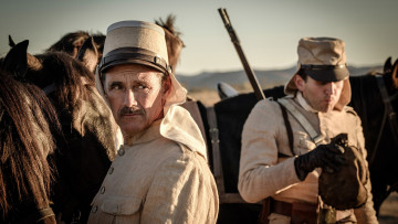 Картинка waiting+for+the+barbarians+ 2019 кино+фильмы waiting+for+the+barbarians италия сша драма waiting for the barbarians mark rylance