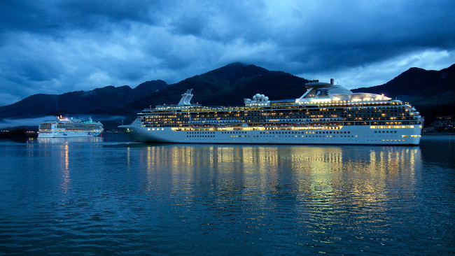 Обои картинки фото корабли, лайнеры, лайнер, круизный