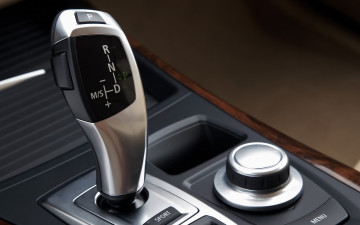 Картинка автомобили фрагменты автомобиля