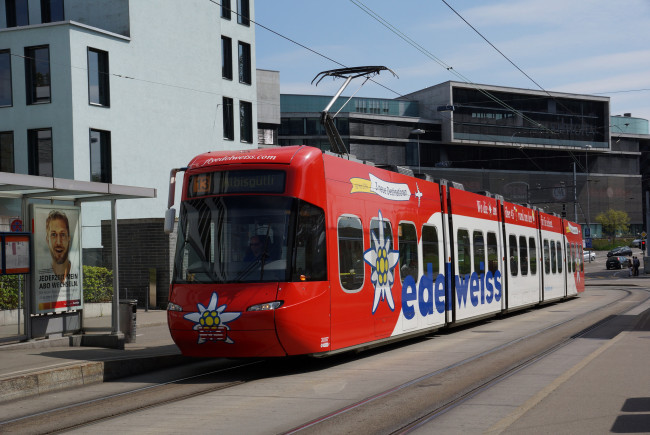 Обои картинки фото техника, трамваи, трамвай, город, рельсы