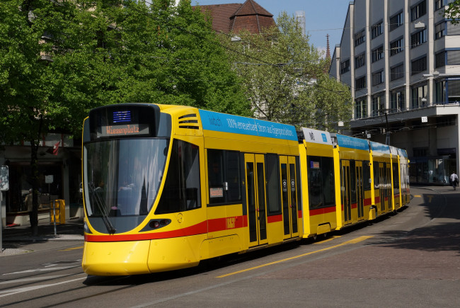 Обои картинки фото техника, трамваи, трамвай, город, рельсы