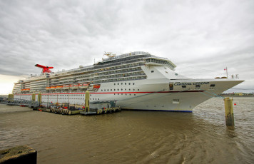 Картинка carnival+legend корабли лайнеры океанский лайнер причал круиз