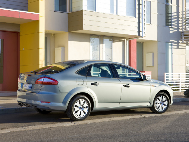 Обои картинки фото автомобили, ford, mondeo, hatchback, au-spec