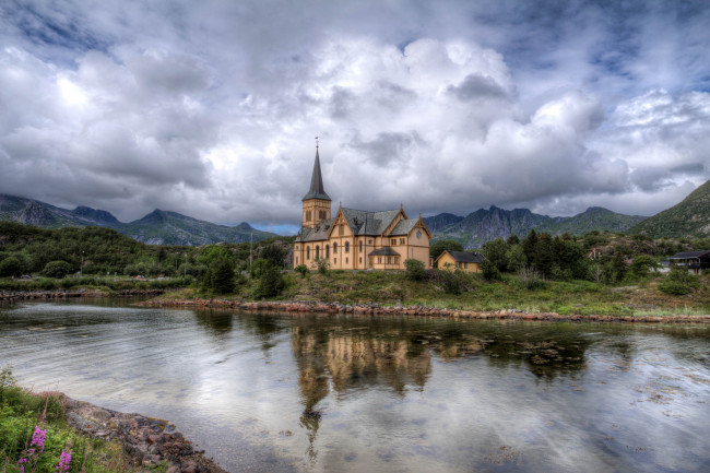 Обои картинки фото города, - католические соборы,  костелы,  аббатства, река, храм