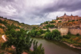 Картинка paseo+de+la+rosa города толедо+ испания простор