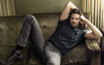 обоя мужчины, armie hammer, диван, актер, armie, hammer