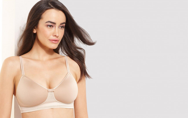 Обои картинки фото девушки, sarah stephens, белье, бюстгальтер, шатенка, модель