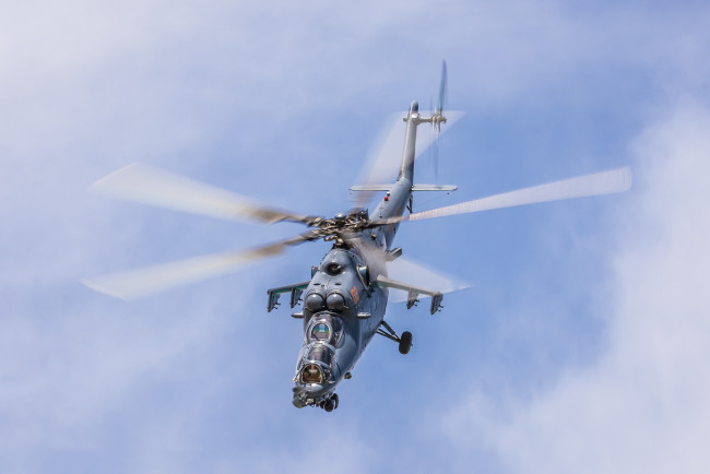 Обои картинки фото mil mi-35m, авиация, вертолёты, вертушка