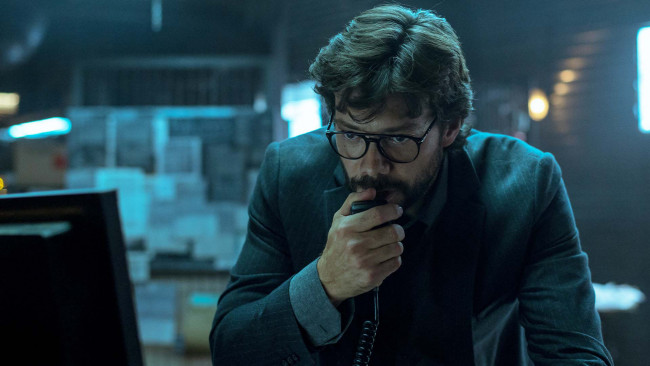 Обои картинки фото money heist , сериал 2017 – , кино фильмы, la casa de papel, la, casa, de, papel, alvaro, morte, альваро, морте, the, profesor, боевик, триллер, криминал, детектив, сериал