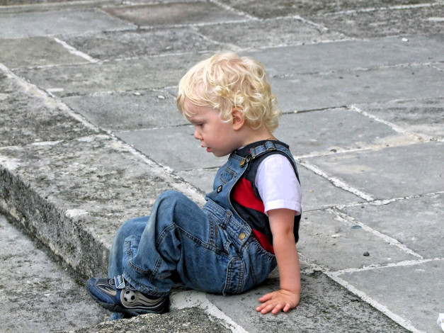 Обои картинки фото разное, дети, мальчик, ребенок, ступенька