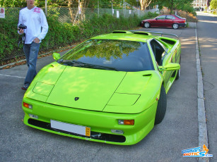 Картинка lamborghini diablo автомобили выставки уличные фото