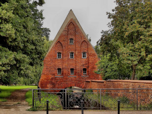 Картинка города здания дома