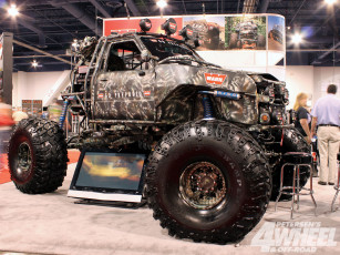 Картинка автомобили выставки уличные фото sema