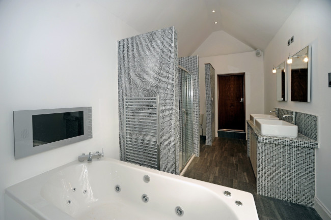 Обои картинки фото интерьер, ванная, туалетная, комнаты, душ, джакузи, умывальники