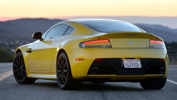 Картинка aston martin v12 vantage автомобили компания ltd элитные великобритания частная