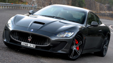 Картинка maserati granturismo автомобили бизнес-класс эксклюзивные спортивные италия s p a
