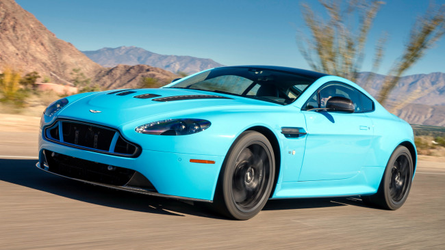 Обои картинки фото aston, martin, v12, vantage, автомобили, ltd, компания, великобритания, элитные, частная