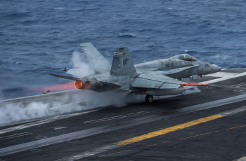 Картинка mcdonnell+douglas+fa-18c+hornet авиация боевые+самолёты истребитель