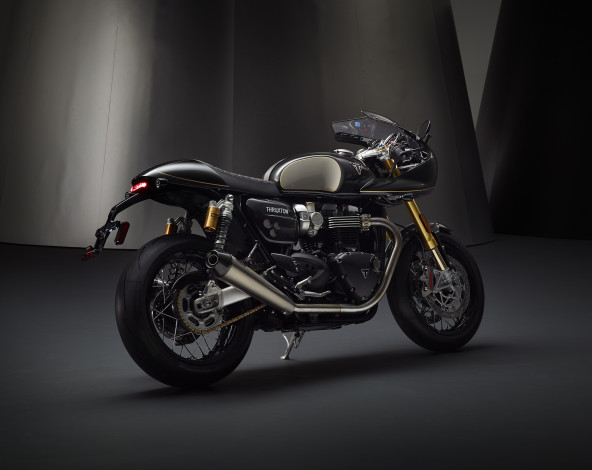 Обои картинки фото мотоциклы, triumph