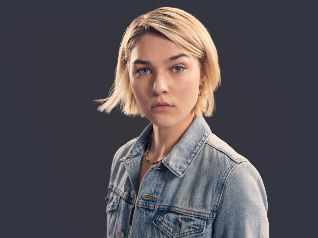 Обои картинки фото la brea , сериал 2021 – , кино фильмы, сериал, la, brea, фантастика, фэнтези, драма, zyra, gorecki, izzy, harris