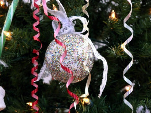 Картинка праздничные шарики