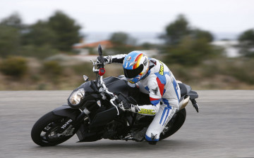 Картинка спорт мотоспорт трек гонки