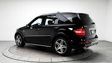 Картинка mercedes ml автомобили benz мощь стиль автомобиль скорость