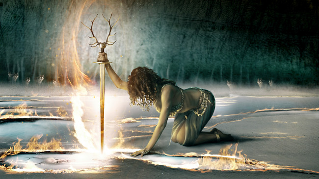 Обои картинки фото фэнтези, девушки, меч