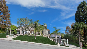 Картинка города -+здания +дома деревья особняк дом газон ландшафт