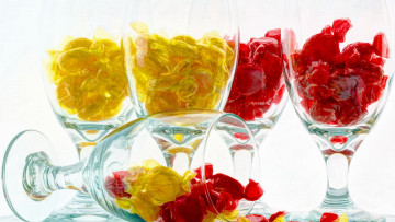 Картинка еда конфеты +шоколад +сладости леденцы бокалы