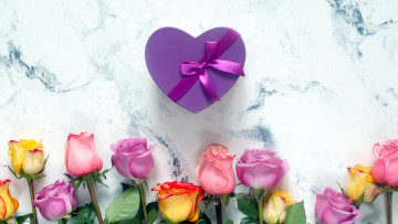 Картинка праздничные подарки+и+коробочки лента бант подарок розы