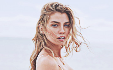 Картинка stella+maxwell девушки stella maxwell портрет лицо девушка модель блондинка красотка красавица флирт стройная фигура сексуальная секси поза взгляд макияж
