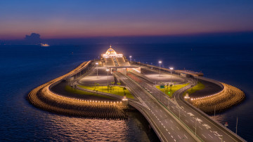 Картинка города макао+ китай пейзаж небо облака вода море архитектура дорога огни шоссе деревья вид вдаль туннель гонконг макао