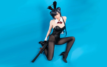 Картинка девушки victoria+lirell образ косплей наряд костюм ушки боди колготки каблуки оружие